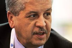 سلال يقترح على أرباب العمل التعاون من اجل إعداد عقد نمو حقيقي