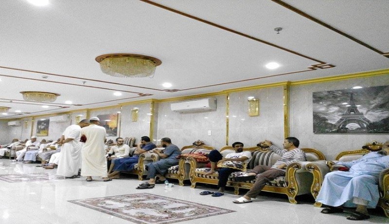 هكذا بدأت رحلة «الحراڤة» الجزائريين إلى البقاع المقدسة