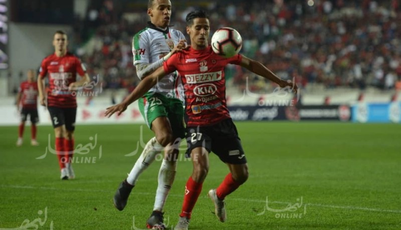 بن غيت:”على أنصار المولودية أن لا يفرحو لأن فريقهم مادار والو”