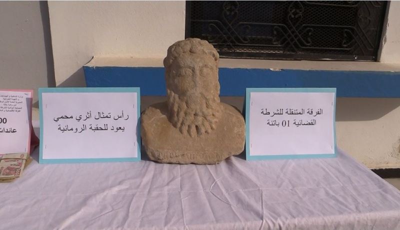 حجز رأس تمثال لرئيس مجلس شيوخ روماني داخل كيس دقيق في باتنة!