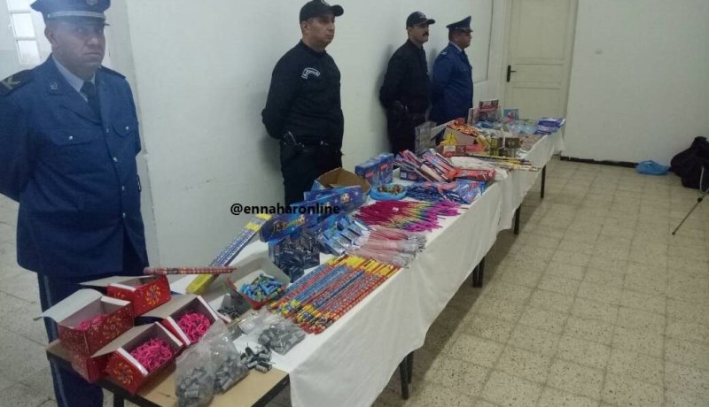 حجز أكثر من 31 ألف وحدة مفرقعات بتيارت