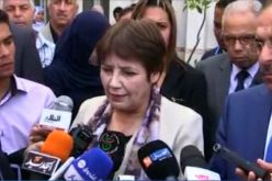 بن غبريت.. أشخاص من داخل مراكز الإمتحانات يقومون بنشر المواضيع على الفايسبوك