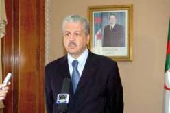 الوزراء الجدد في الحكومة يستلمون مهامهم