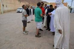 حذاء سفير بريطانيا بالجزائر يثير ضجة بـ”الفايسبوك”