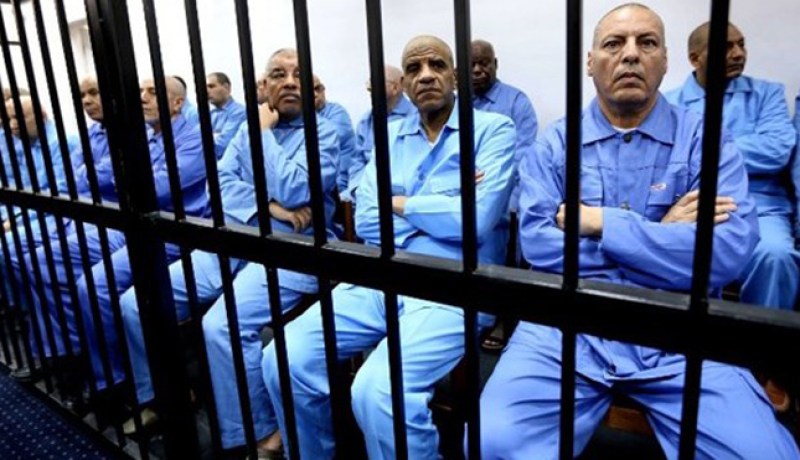الإفراج عن 14 من أعوان القذافي من سجن الهضبة بطرابلس