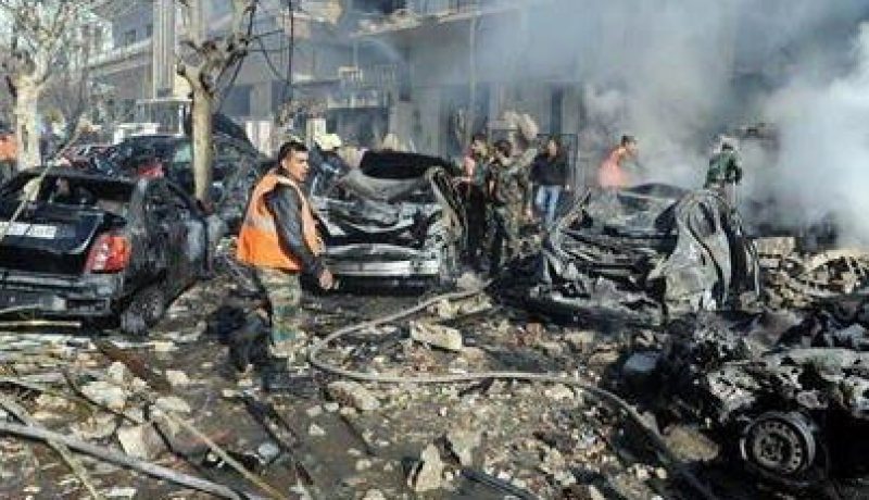 عشرات القتلى في التفجيرين الانتحاريين في حرستا بريف دمشق
