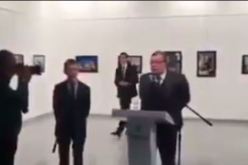 فيديو آخر.. هدوء تام لقاتل السفير الروسي بتركيا قبل ارتكاب الجريمة