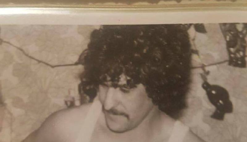 بالصور…شاب ألماني يبحث عن والده الجزائري