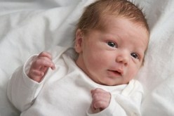 تقديس مولودة هندية جسدت إحدى آلهة الهندوس