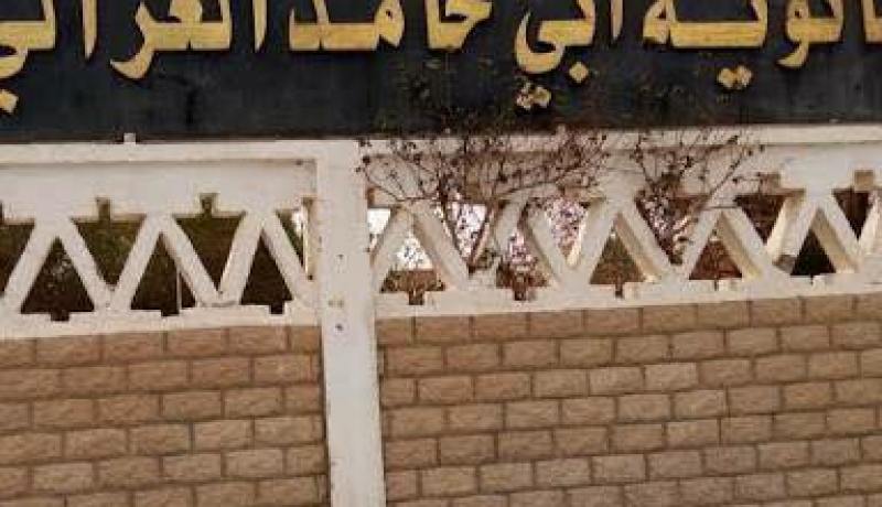 الأولياء يناشدون بن غبريط لإعادة فتح ثانوية الغزالي بأدرار