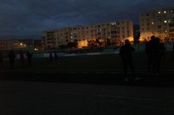 حصار على أنصار العميد في “براكني” ورشقهم بالحجارة