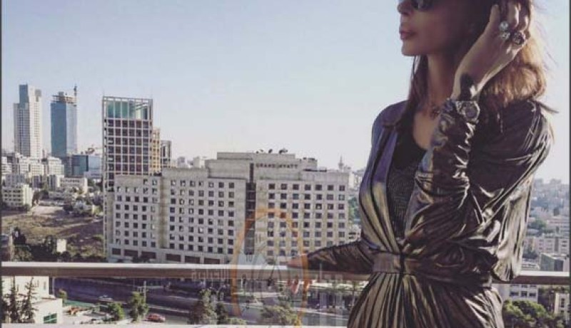 عارضة أزياء إيطالية كادت أن تقضي على السياحة في الأردن.. !!