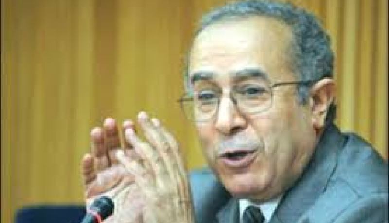 لعمامرة يقلّد بنيامي وسام الاستحقاق الوطني للنيجر