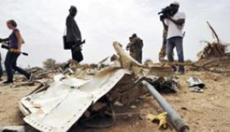 خبراء جزائريون وماليون غدا بباريس للمشاركة في عملية تحليل بيانات الصندوقين الأسودين