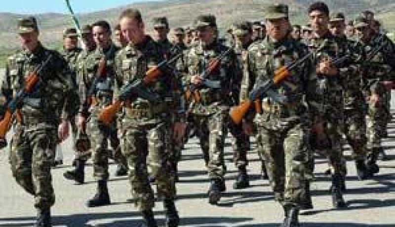 قيادة أركان الجيش الوطني الشعبي تستنكر التدخل الأجنبي