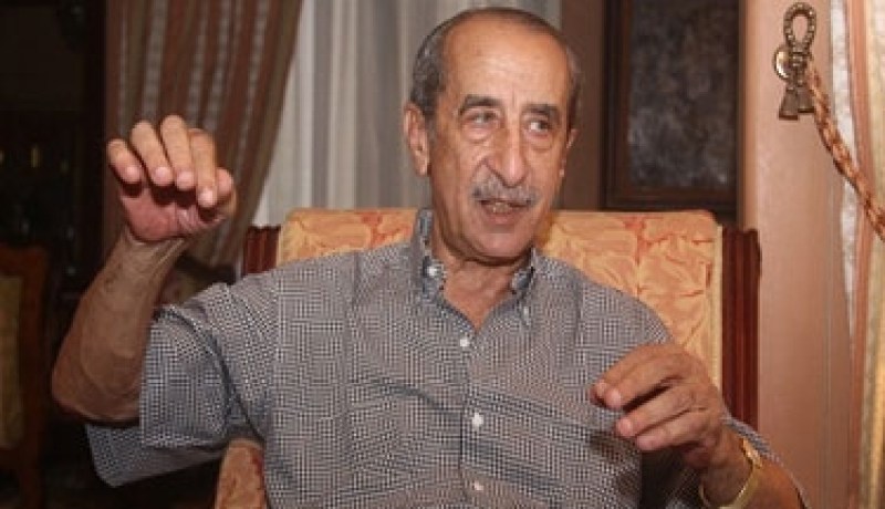 قنديل يعتبر ان قرارات الرئيس مرسي وأد للثورة