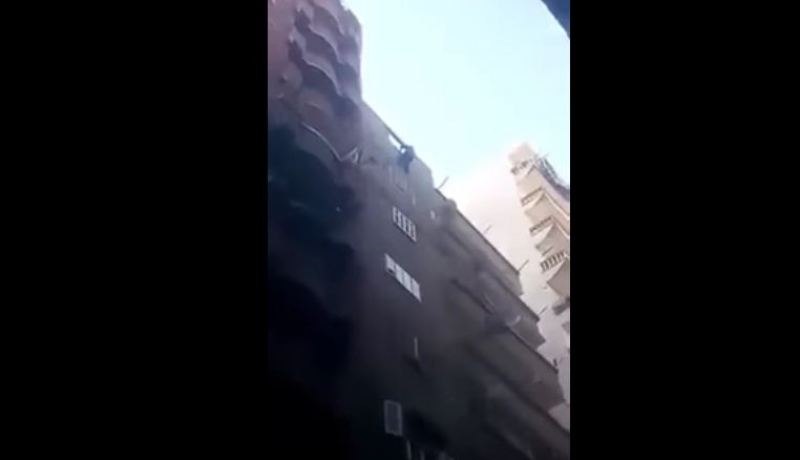 بالفيديو لحظة انتحار شاب في مقتبل العمر… والسّبب صادم