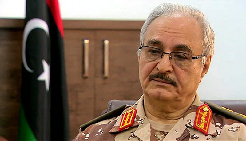 حفتر يطلب من روسيا تزويده بالأسلحة