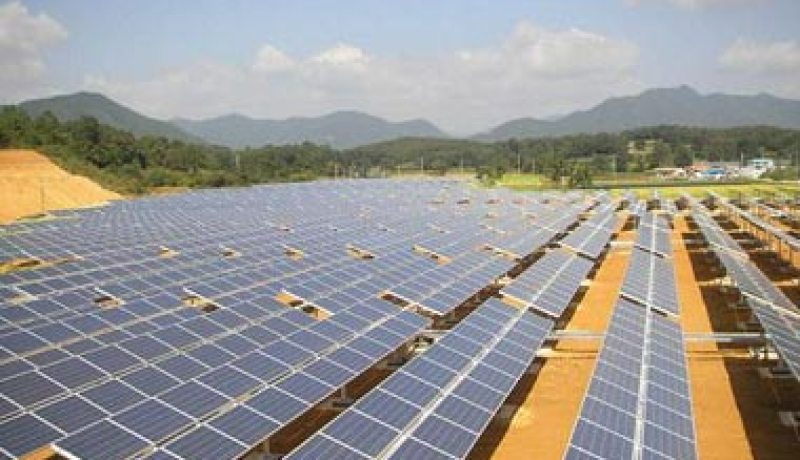 التوقيع على اتفاق بين الجزائر و ألمانيا لتطوير مجال محطات الطاقة الشمسية