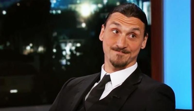 ‏إبراهيموفيتش:”عدم تواجُد بنزيمة مع فرنسا لا علاقة له بكرة القدم”