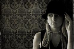 هل أتزوج السّمين القصير أم أنتظر إلى أن يأتي الوسيم؟