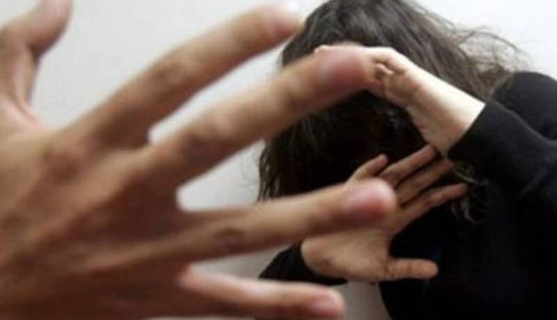 يعتدي على خطيبته السابقة بالسكين لأنها رفضت الزواج منه في سكيكدة