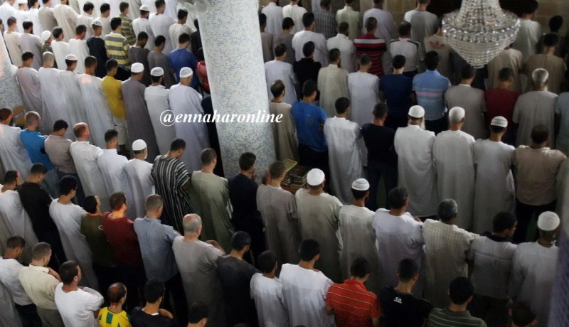 اعتماد مقرئي التراويح في رمضان.. بشروط