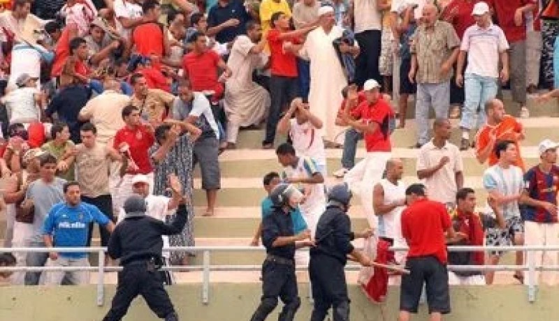 إصابة 12 شخص بجروح طفيفة عقب مباراة اتحاد عنابة-نجم القالة