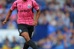 براهيمي خامسا وفيغولي عاشرا في قائمة أحسن اللاعبين الأفارقة في 2015