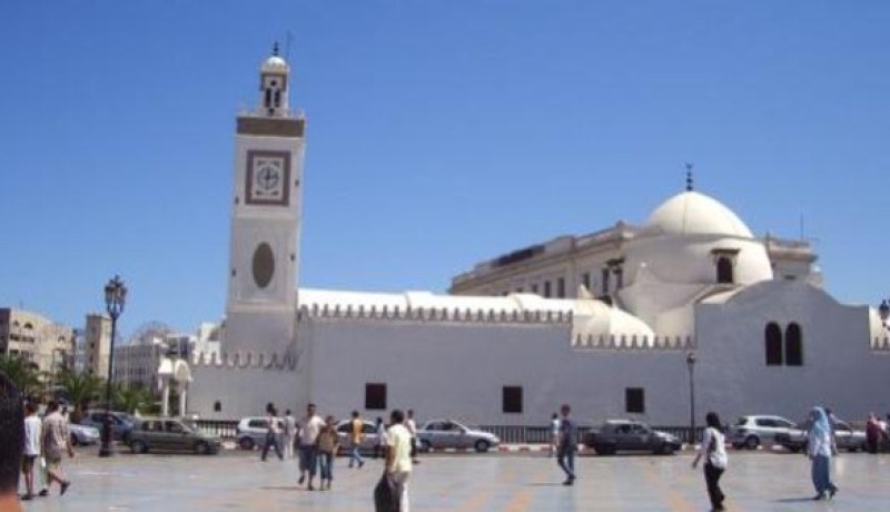 حتى المساجد لم تسلم من السرقة