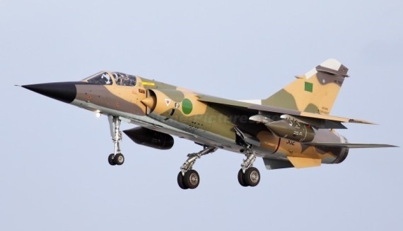 إسقاط طائرة حربية في بنغازي