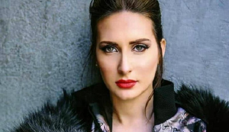 كنزة مرسلي تصور أغنية جزائرية بتركيا