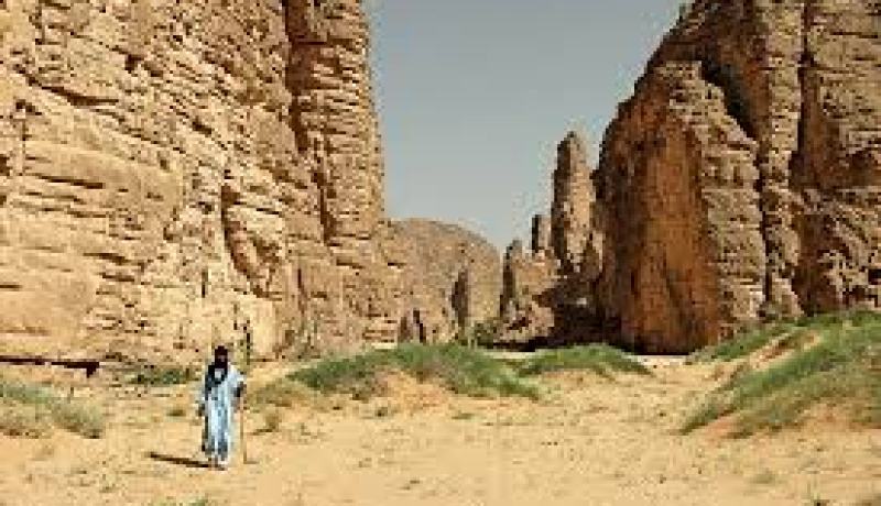 أكثر من 300 سائح من مختلف مناطق الوطن منتظرا بالأهقار مع نهاية السنة