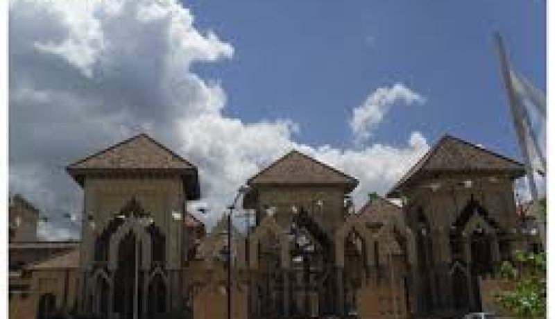 مصمم مركز الدراسات الأندلسية بتلمسان يتحصل على الجائزة الوطنية للهندسة المعمارية 2013
