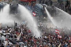 تجدد المواجهات بين المتظاهرين وقوات الأمن أمام مقر الحكومة ببيروت