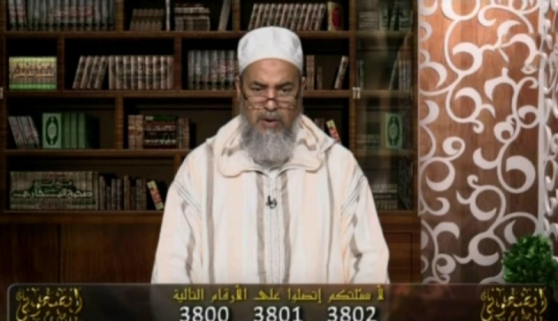 رجل يطلق زوجة إبنه وشمس الدين يرد عليه