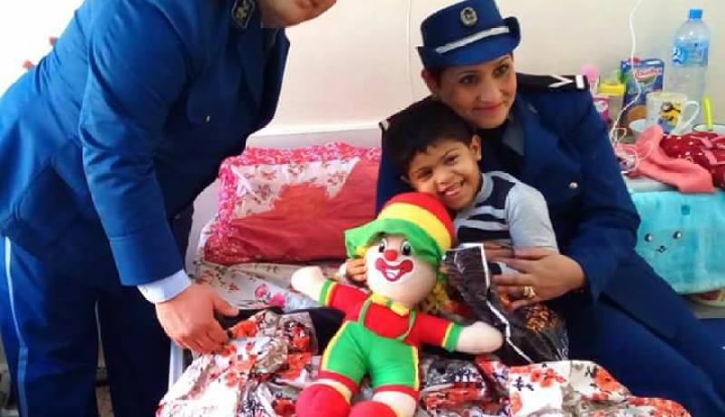 أمن العاصمة ينظم زيارة لمصلحة طب الأطفال بالحراش