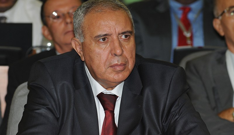 الوزير الغازي يلجأ إلى البرّاح