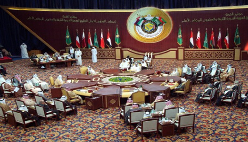 خبر عاجل:دول الخليج تقرر سحب سفرائها من سوريا وتطالب سفراء دمشق بالمغادرة