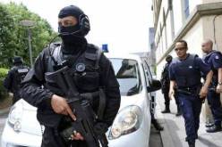 الشرطة الفرنسية تبحث عن سيارة قد يكون على متنها الإرهابي صالح عبد السلام