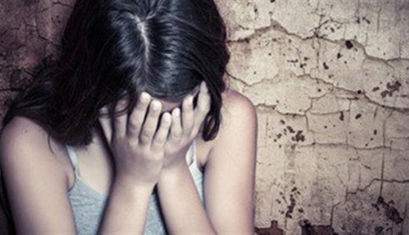 جامعية هاربة من منزلها ضمن عصابة «حمامة» لترويج المخدرات والحبوب المهلوسة في عين النعجة!