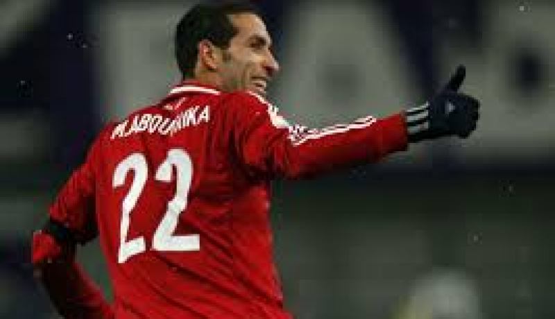 أبو تريكة يهنئ الخضر بتأهلهم إلى ربع النهائي