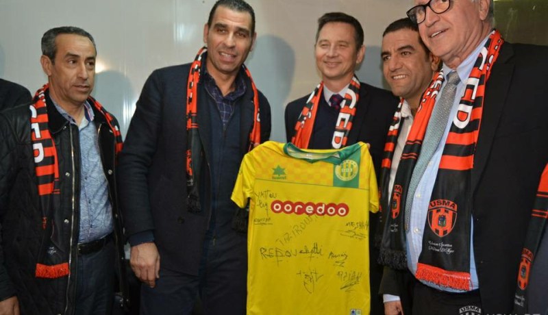 بالصور..حداد وزطشي يكرمان السفير البريطاني