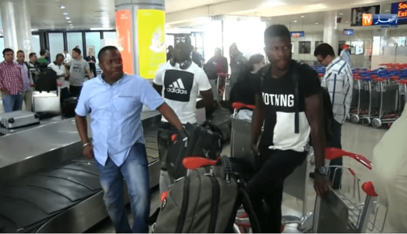 بالفيديو.. المنتخب الغيني يصل الى الجزائر ويسعى للفوز أمام الخضر