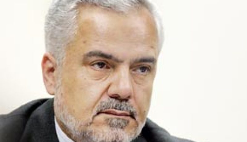 مسؤول إيراني يطالب الشركات المحلية والأجنبية بالاستثمار في قطاعي النفط والغاز