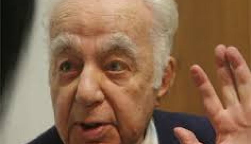 وفاة الشاعر اللبناني سعيد عقل عن عمر ناهز 100 وسنتين