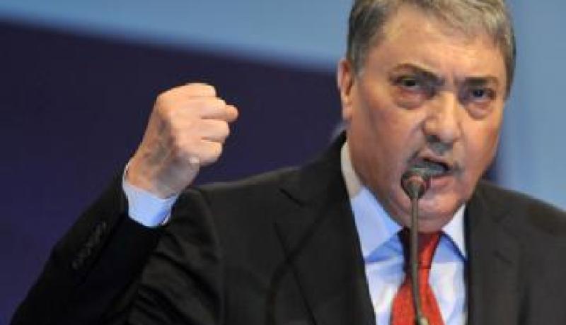 بن فليس يستنكر العنف ضد أنصار بوتفليقة في بجاية