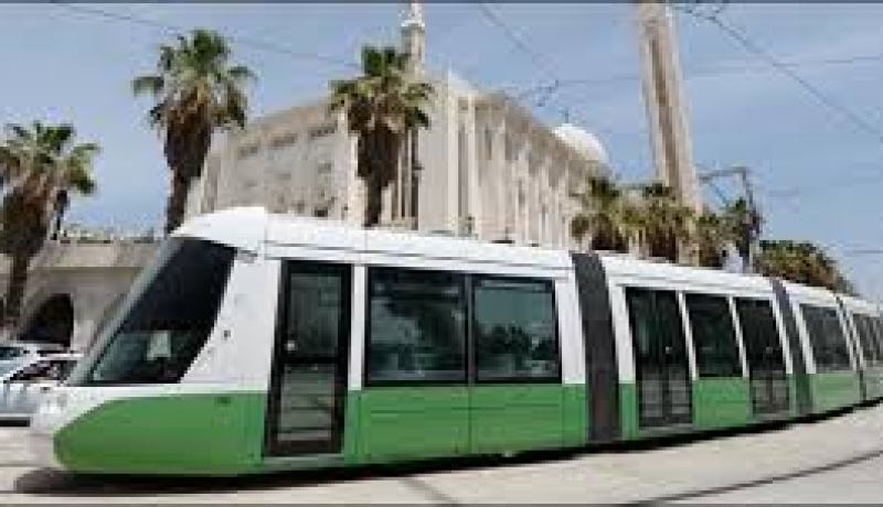 قسنطينة: عمال الترامواي يدخلون في إضراب مطالبين تخفيض وتيرة العمل