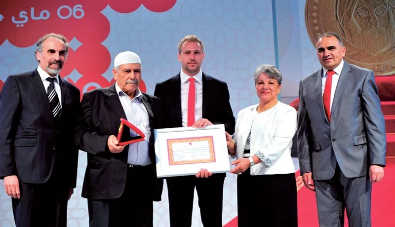 «Ooredoo»و» إقرأ« يساهمان في ترقيـــــة تكنــولوجيات الإعلام والإتصال في أقسام محــو الأميـــة