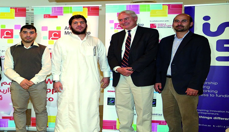 جزائريان يفوزان في النهائي الدولي لمسابقة التحدي العربي لتطبيقات النقال بدبي